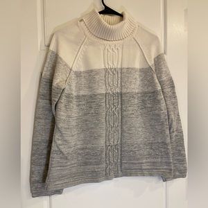 Medium Karen Scott sweater